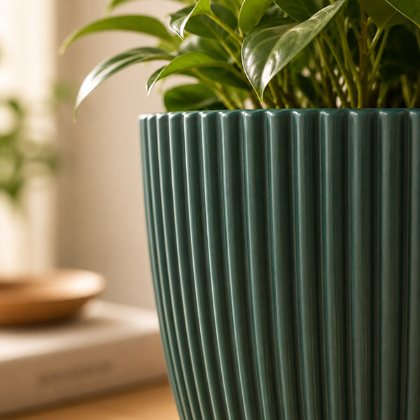matiere pot de fleur style colonne romaine moderne